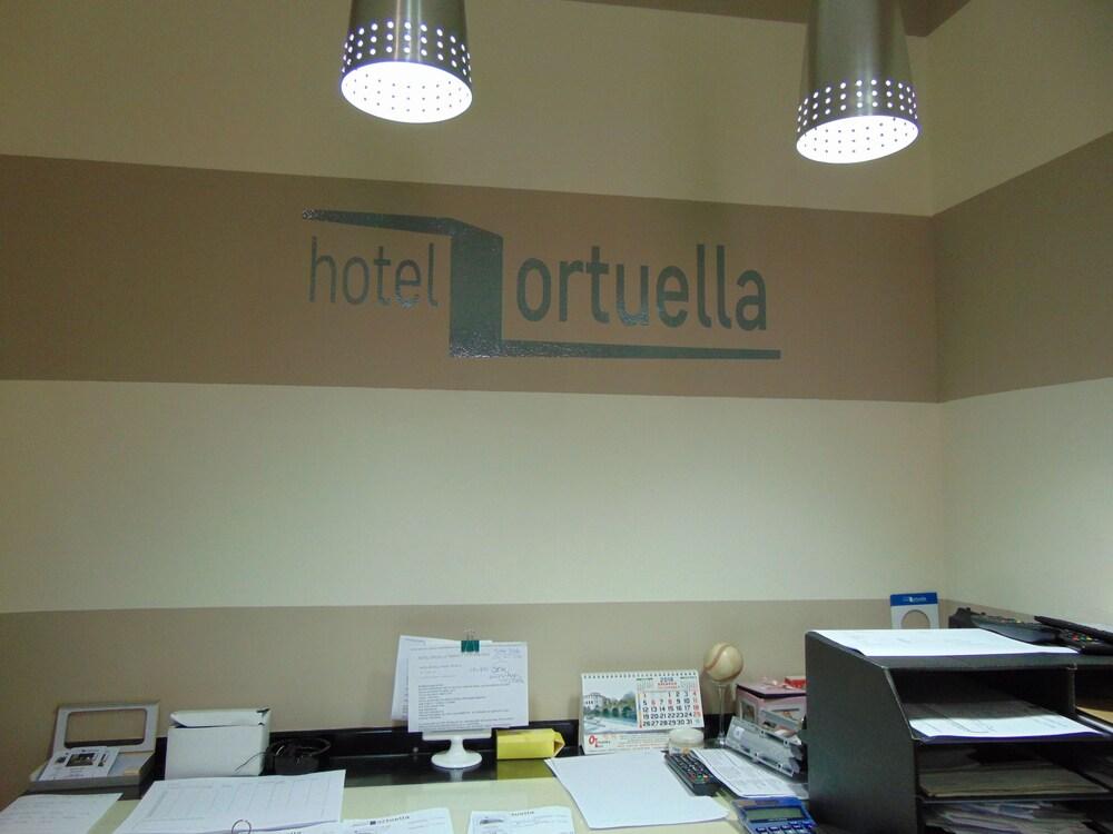 Hotel Ортуэлья Экстерьер фото